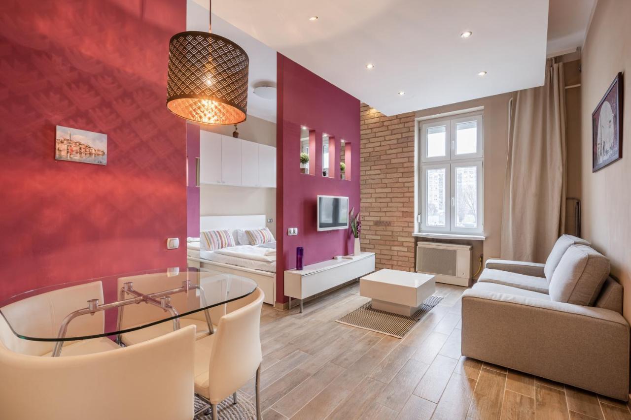 Pink Secrets Apartment Budapest Esterno foto