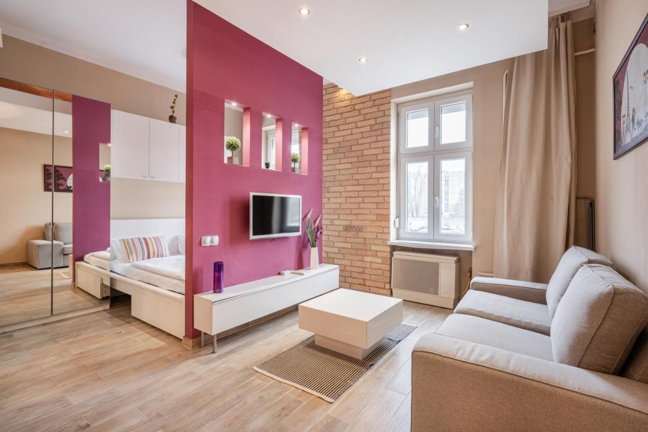 Pink Secrets Apartment Budapest Esterno foto