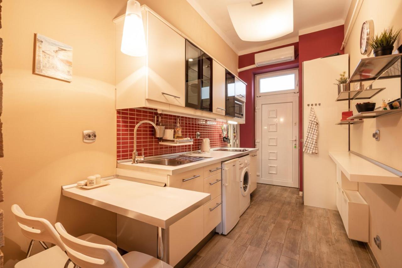 Pink Secrets Apartment Budapest Esterno foto